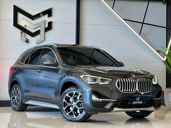 BMW X1 2.0 16V TURBO ACTIVEFLEX SDRIVE20I X-LINE 4P AUTOMÁTICO BMW X1 2.0 16V TURBO ACTIVEFLEX SDRIVE20I X-LINE 4P AUTOMÁTICO